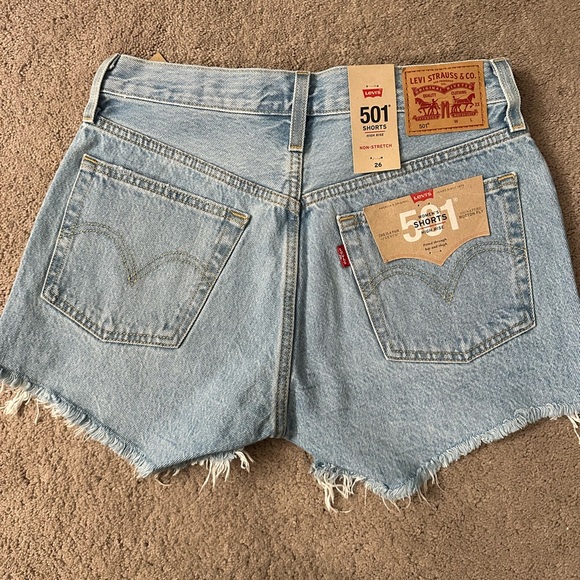 Levi’s 501 Sz 26 - Picture 2 of 4